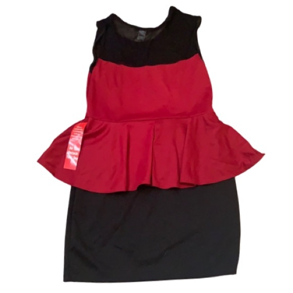 NWT Elegant Red & Black Mesh Inset Peplum Sleeveless Mini Dress - Picture 5 of 6